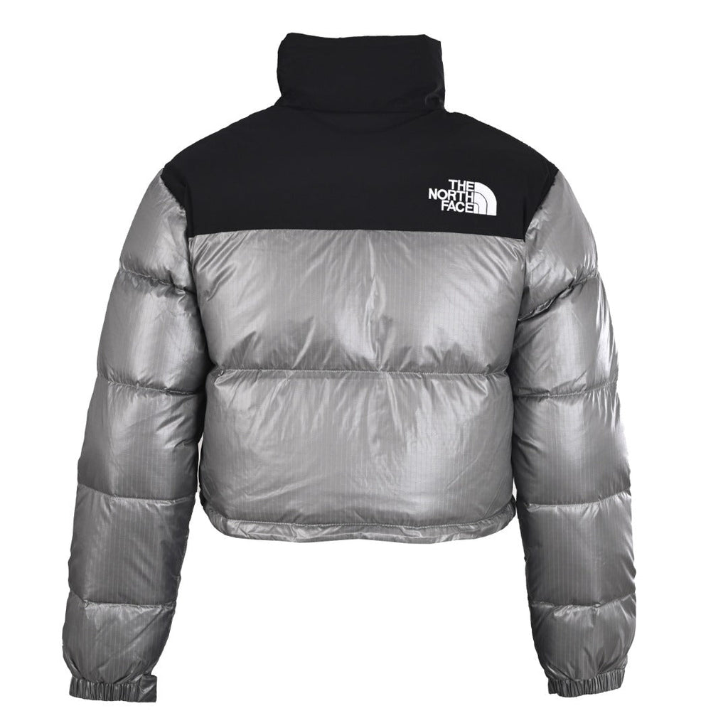 The North Face Puffer Jacket for Frosty Mornings