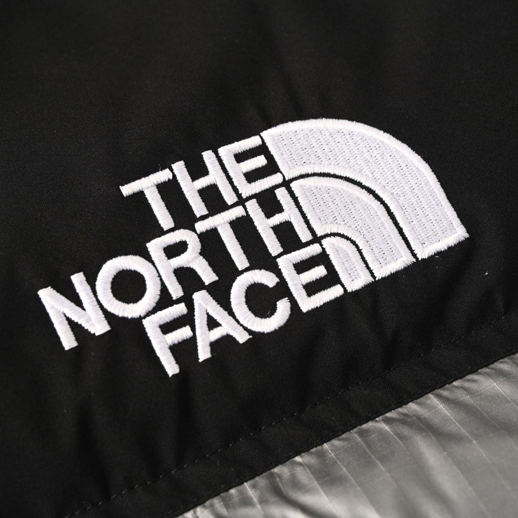 The North Face Puffer Jacket for Frosty Mornings