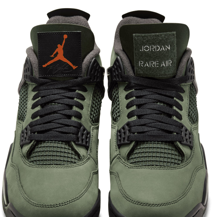Air Jordan 4 Retro OG SP Undefeated