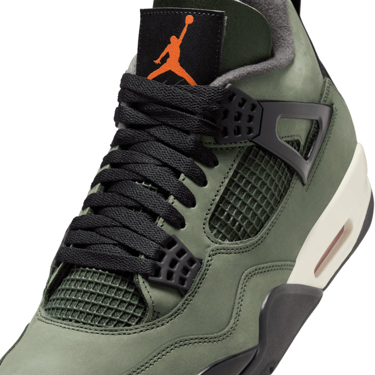 Air Jordan 4 Retro OG SP Undefeated