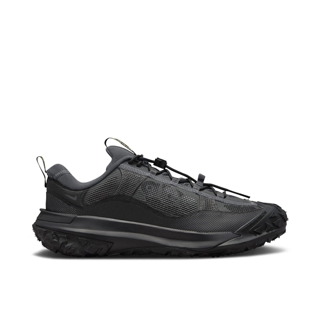 Nike ACG Black & Charcoal Trail Shoes with Toggle Laces